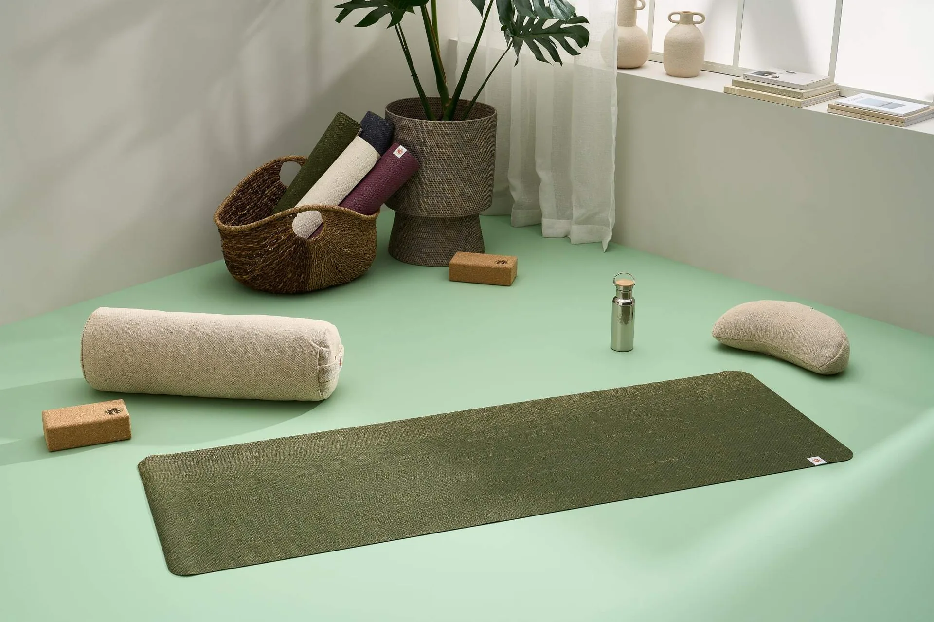 Complete Unity Yoga — sustainable mats, cork blocks, bolsters and props